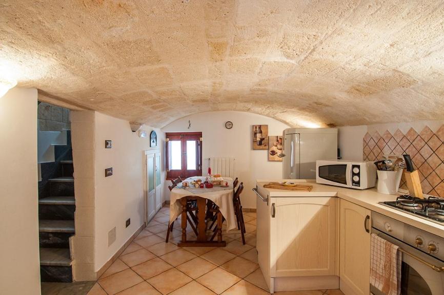 Dimora Ginnasio Monopoli Esterno foto